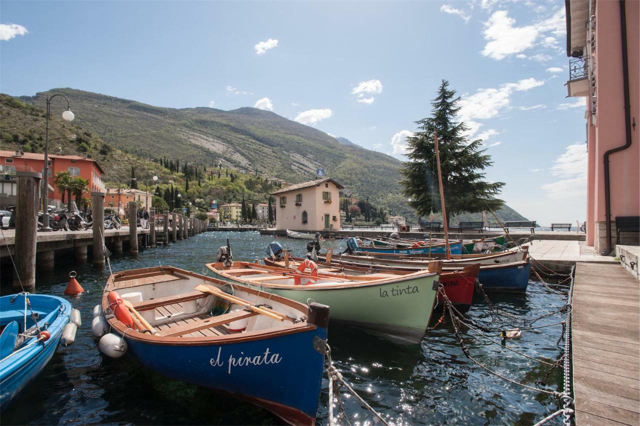 Apartamento Residenza Picalof Torbole Sul Garda Exterior foto