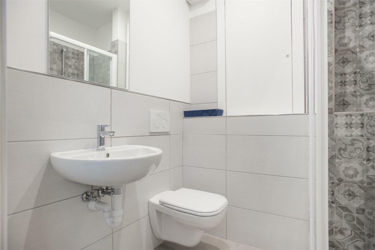 Apartamento Residenza Picalof Torbole Sul Garda Exterior foto