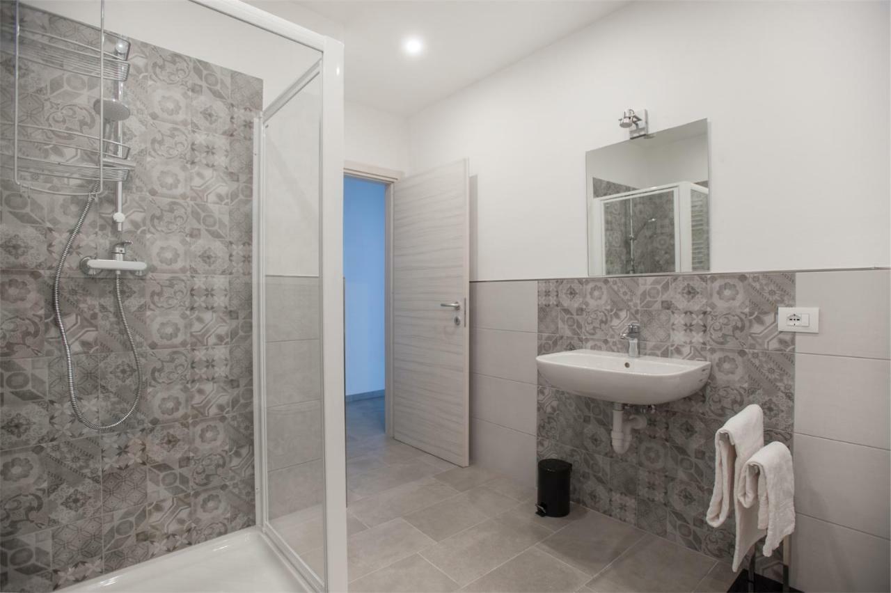 Apartamento Residenza Picalof Torbole Sul Garda Exterior foto